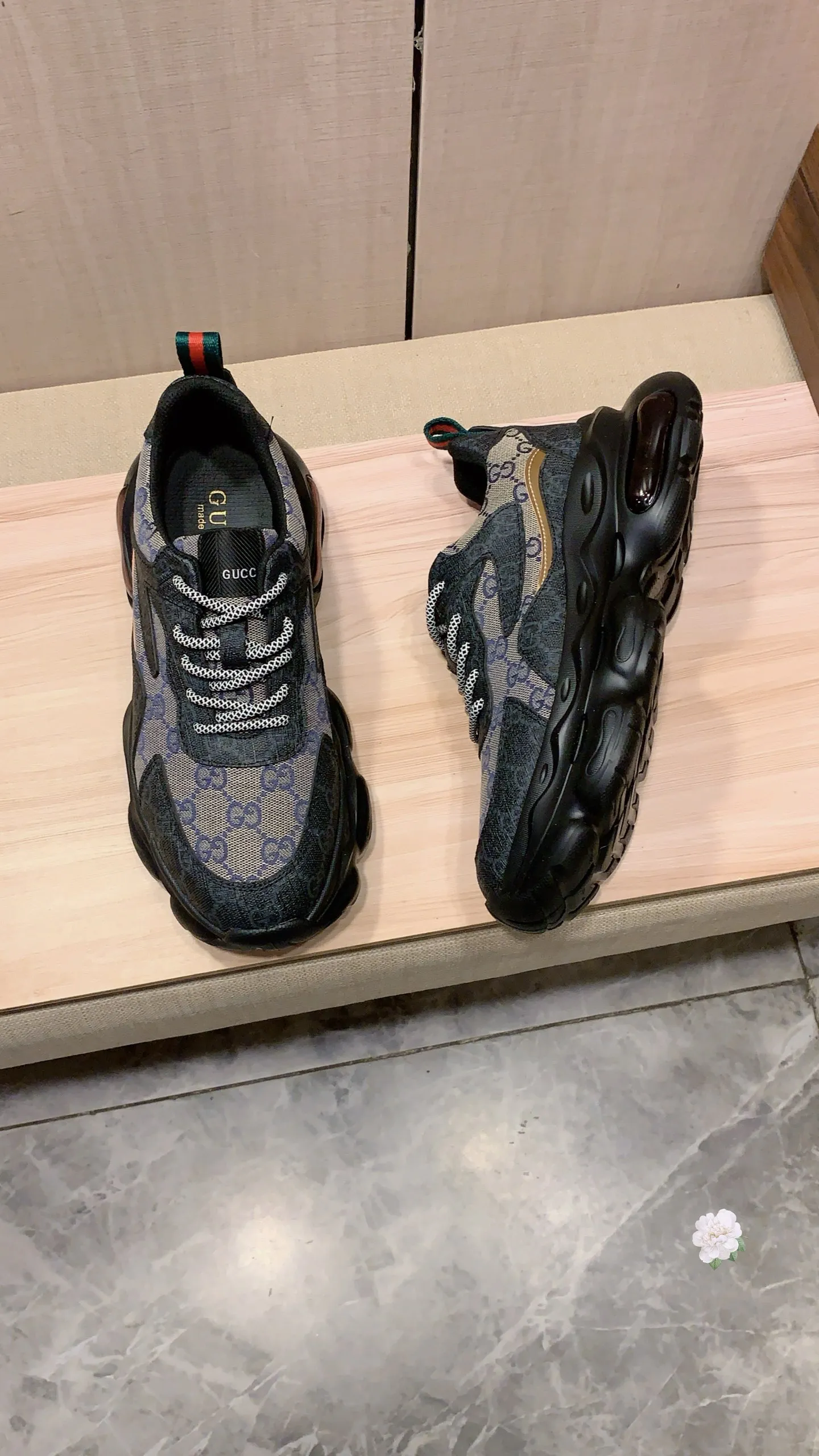 Men's men's shoes💰460💰💰🎩🎩[Lightning][Lightning] "Gucci*" latest • popular casual shoes, top brand [seduce] luxury ~ purchasing agency, top ~ quality. [Strong] The upper is made of imported breathable cowhide with material ➕ breathable sheepskin feet (•) and fine workmanship. The original stylish and stylish soft rubber wear-resistant and non-slip outsole is light and comfortable on the feet. The real thing looks better when photographed. 012: code: 38-44, 4️⃣ colors selected